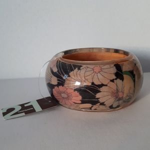 NWT Forever21 floral bangle